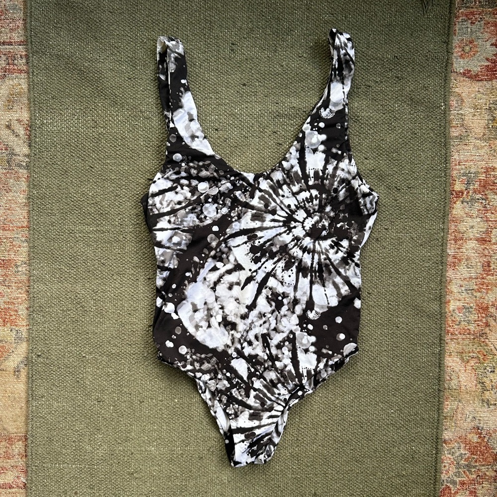 MAI Bonita Bodysuit Black & White Tie Dye - Size S